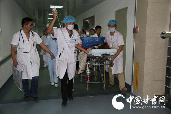 地震灾区又一例伤员转入甘肃省人民医院进行治