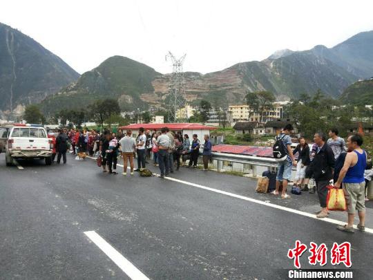 汶川县有多少人口_汶川县水磨中学图片