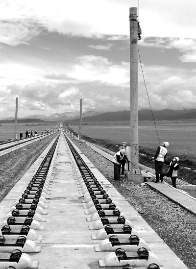 世界上海拔最高的客运专线兰新铁路客运专线加