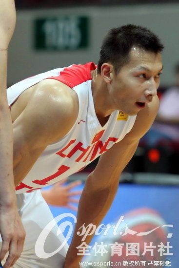 体坛新闻榜:男篮外线哑火首战负韩国 孙杨霸气