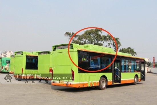 南宁100辆天然气公交车投入使用 不会冒黑烟(图)