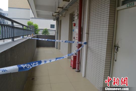 不满意<em>女友</em>提分手 东莞男子捅<em>伤人</em>被抓_资讯频