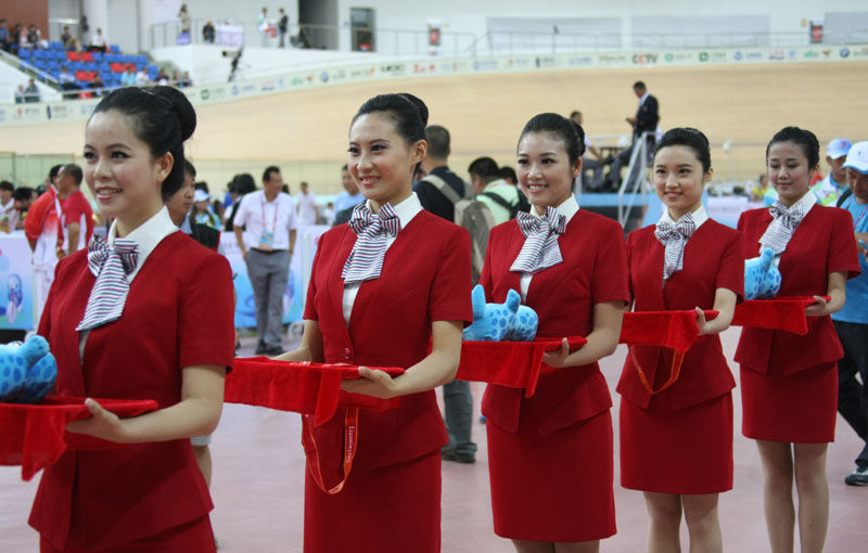 全运会<em>场地</em>自行车赛在<em>沈阳</em>举行 礼仪小姐美丽