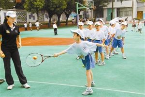 中国网球大奖赛走进深圳10所小学