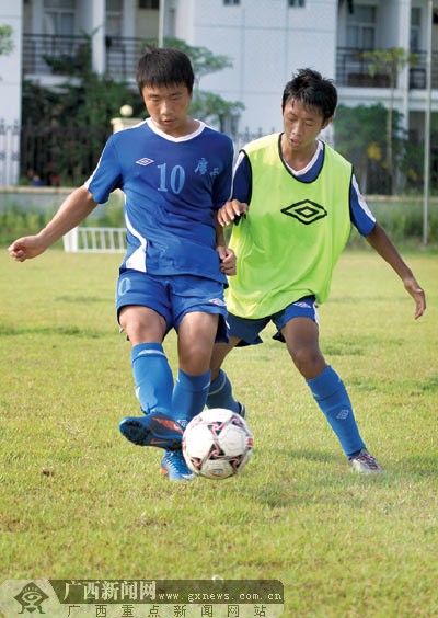 广西足球队曾冲上全国甲级联赛 广西女足全国