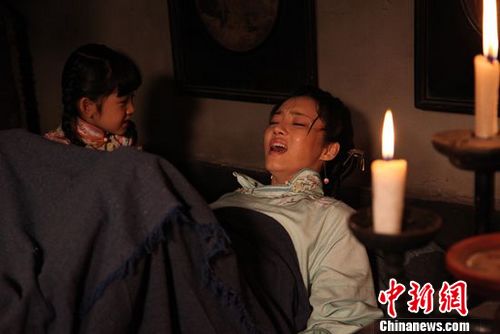 《打狗棍》刘芊含首次演母亲 为角色请教亲戚