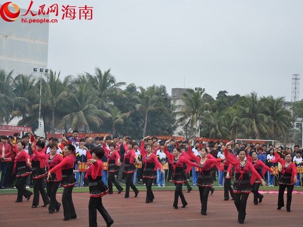 图:喜迎马年春节 海口长流镇举行农民运动会|党