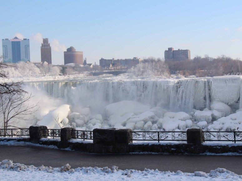 加拿大尼加拉瓜大瀑布遭冰封(组图)|加拿大|安大