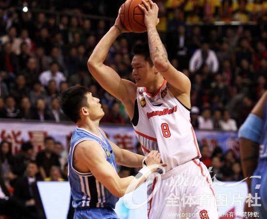 组图:北京110 102击败广东 晋级CBA总决赛|男