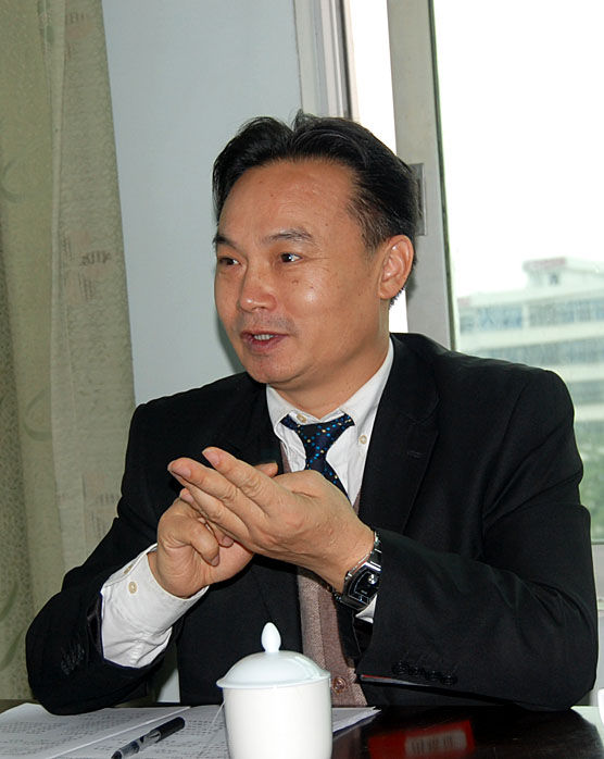 赵中社 (资料图)