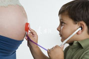 健康三人行：哪些因素易致胎儿畸形