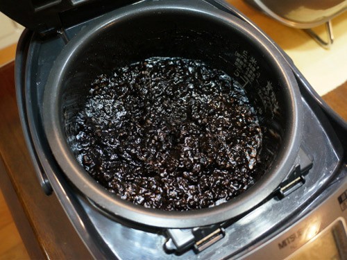 别当电饭煲糊底了 奥利奥米饭高调驾到_科技频道_凤凰网