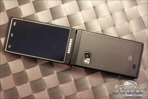 双屏双核再双待 至尊机神三星W999促销