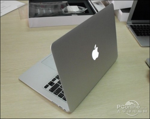 Macbook Air 13，轻巧、高效与时尚的完美结合