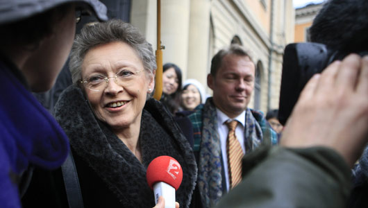 艾滋病治愈前景乐观 诺贝尔奖得主呼吁药物解