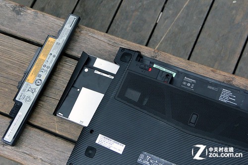 Y400 的 UltraBay 功能