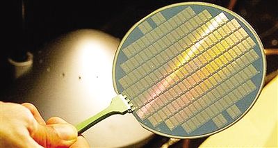 美制造出首台碳纳米管计算机 更小更快更节能_科技频道_凤凰网