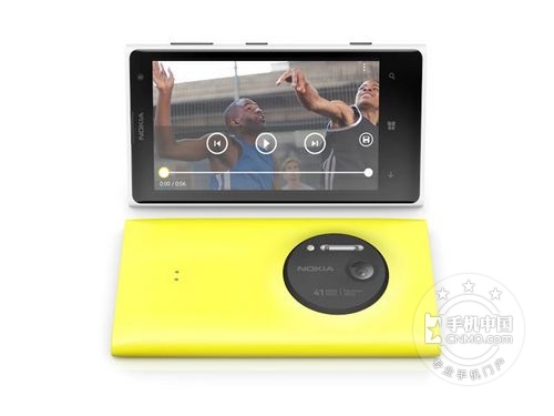 图为：诺基亚 Lumia 1020 手机
