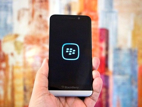 [图片] 2800mAh容量的BlackBerry Z30中板零件曝光