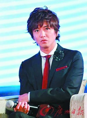 木村拓哉个人资料现在多大 744b7c27a068d11ae2878646c8d99502.jpg