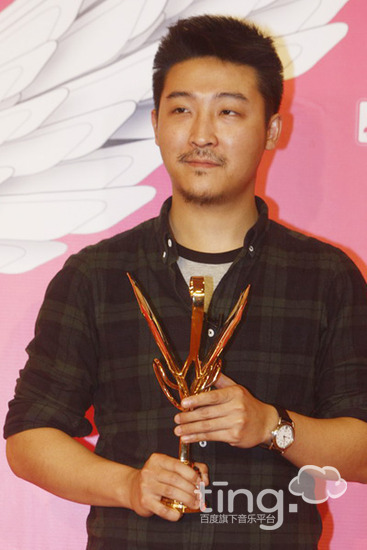 梁晓雪获音乐风云榜最佳民谣专辑及单曲