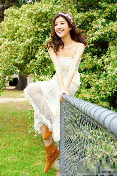 杜淳甩张嘉倪结新欢 模特杨璐微博示爱私照曝