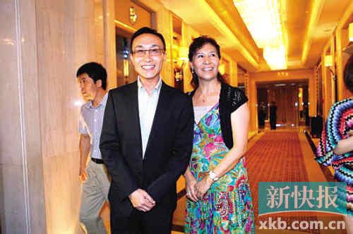 巩汉林夫妇到场祝福