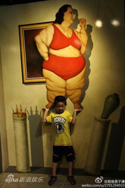 于谦6岁爱子于思洋开微博 晒掉牙萌照(组图)