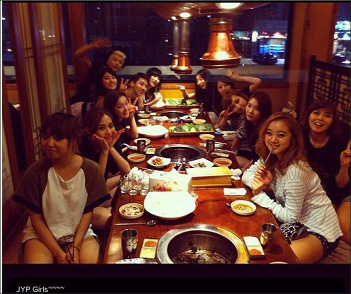 <em>JYP</em>演唱会庆功宴邀请Wo<em></em>nder Girls退团前成员