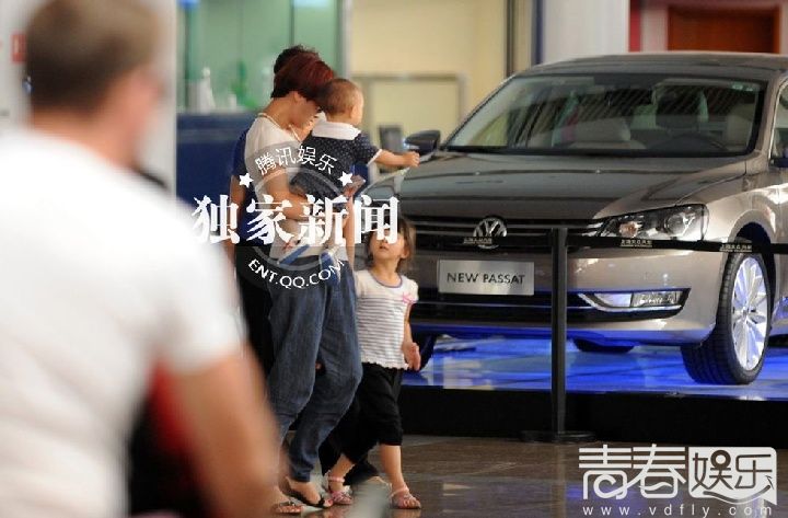  田亮 小 儿子 亮相超生获证实 一家幸福照曝光(图
