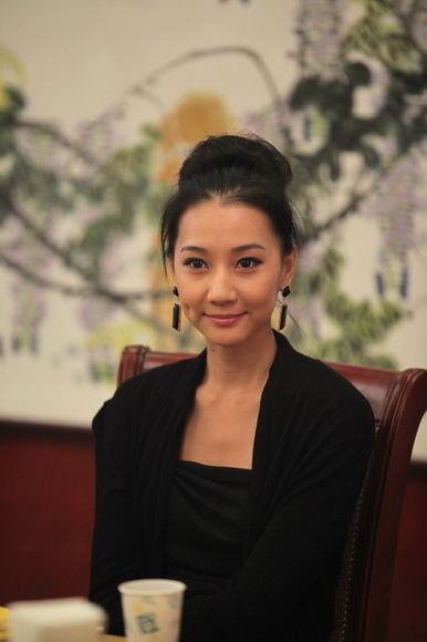 图文《梦魇惊情》开机 裘斯