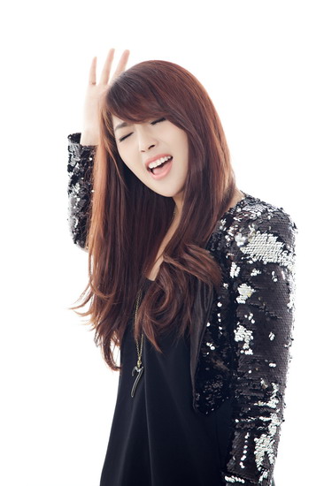 橙天嘉禾创业界先河 邀花房姑娘魏语诺开唱