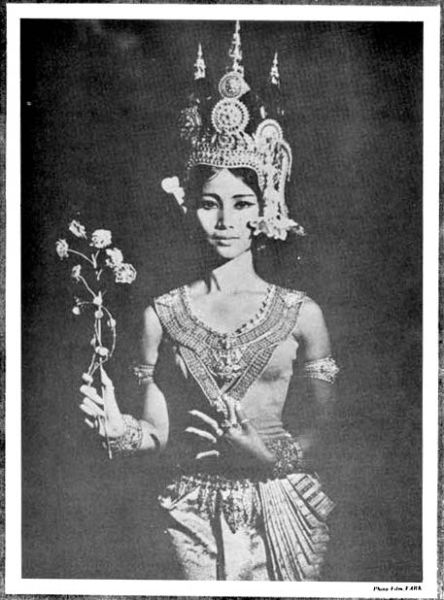 柬埔寨太皇诺罗敦-西哈努克也是一位举世闻名的电影发烧友