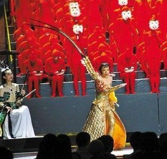 　　龚琳娜（资料图）