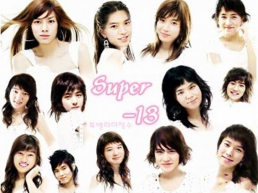 Super Junior女装扮相。