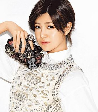 陈妍希写新歌英文歌词被批太简单(图)