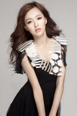  黄义达 6.13发创作专辑 《我不哭》MV花絮曝光