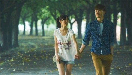 周杰伦唱《听见下雨》主题曲 将于官方网站首播_音乐频道_凤凰网