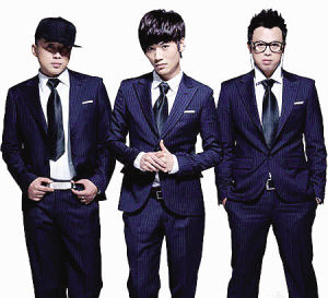 阿里郎队长阿男:分开发展不是解散