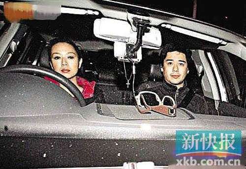 刘镇鸿与钟丽淇