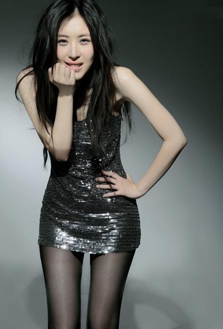 田朴珺首度公开谈王石颈部露隐秘纹身图