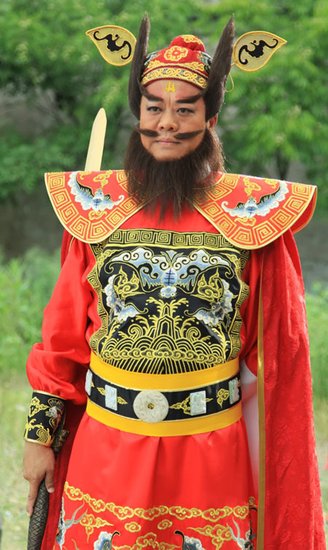 欧阳震华扮无厘头钟馗