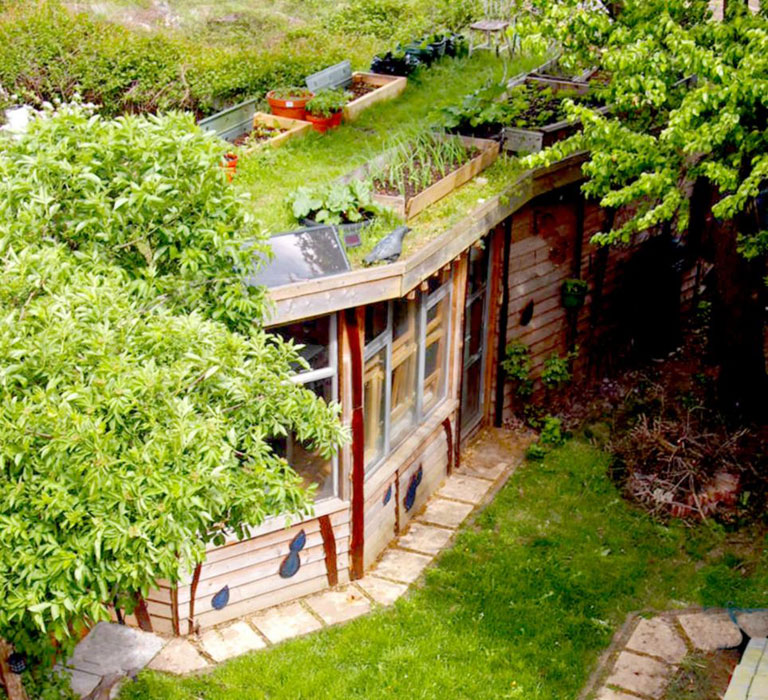 英主人巧思打造个性花园小屋争大奖