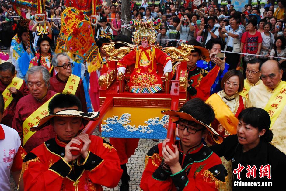 澳门举行妈祖宝诞庆典 现场热闹非凡