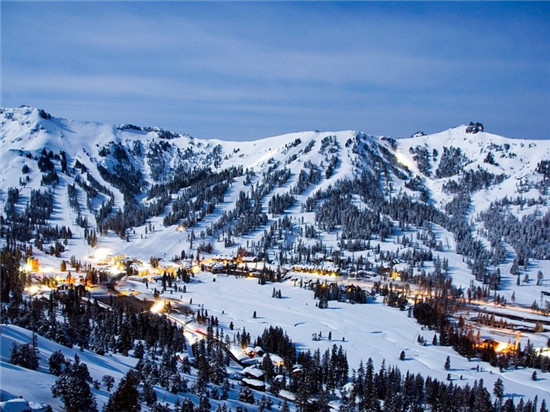 "自恋"美国人眼中的世界十大雪城