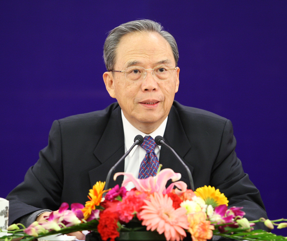 国务院前副总理曾培炎判断房地产拐点为时过早