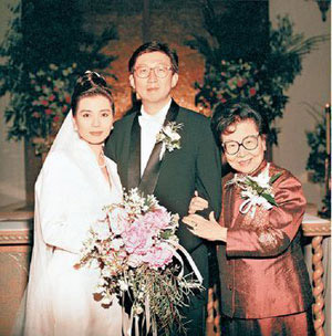 1991年钟楚红与丈夫朱家鼎在法国举行婚礼