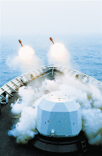 该支队与潜艇,航空兵等部队协同进行攻防演练,锤炼部队基于信息系统的