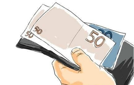 武汉一女子深夜打的遭司机索要小费