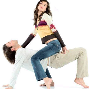 真人示范14种助孕做爱姿势